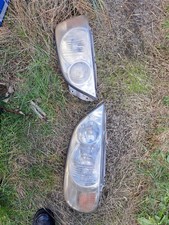 Kia sedona headlights for sale  BEACONSFIELD