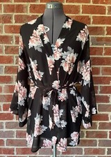 Kimono H&M tamanho M manga 3/4 transparente preto e rosa floral com cinto frente aberta  comprar usado  Enviando para Brazil