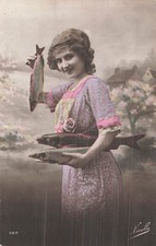 Woman elegant present d'occasion  Expédié en Belgium