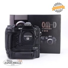 Olympus m1x body usato  Cormano