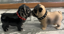 Pug dogs kissing for sale  Brentwood
