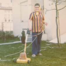 Cortador de grama elétrico feminino #101 cortador de grama foto original vintage comprar usado  Enviando para Brazil