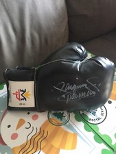 Guante de boxeo firmado por Manny Pacquiao - NEGRO segunda mano  Embacar hacia Mexico