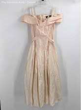 Vestido Steppin' Out Feminino Rosa com Renda no Ombro Ajuste de Noite e Flare Tamanho 7 comprar usado Vestido Steppin' Out Feminino Rosa com Renda no Ombro Ajuste de Noite e Flare Tamanho 7 comprar usado  Enviando para Brazil