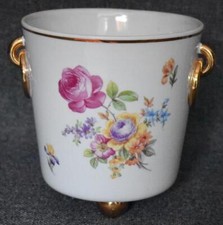 LOVELY KUNST PORZELLAN ALEMANHA DOIS CABOS TRÊS BOLAS FTD MOTIVO FLORAL CACHEPOT comprar usado LOVELY KUNST PORZELLAN ALEMANHA DOIS CABOS TRÊS BOLAS FTD MOTIVO FLORAL CACHEPOT comprar usado  Enviando para Brazil