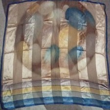 Foulard valentino d'occasion  Ris-Orangis