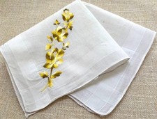 VINTAGE HANKY DOCE ALGODÃO BRANCO BORDADO DOURADO E MARROM FLORAL PONTO CETIM comprar usado  Enviando para Brazil