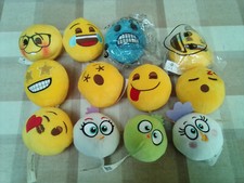 Lotto emoji peluche usato  Dorio