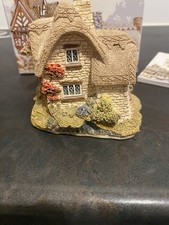 Lilliput lane beehive for sale  NORTHAMPTON