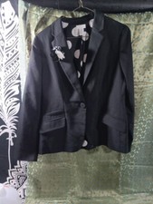 Blazer chique Chico’s City com bolinhas com broche magnético  comprar usado Blazer chique Chico’s City com bolinhas com broche magnético  comprar usado  Enviando para Brazil