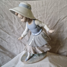 Nao lladro figurine for sale  NORTHAMPTON
