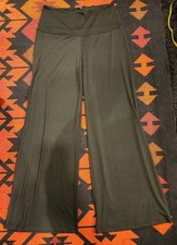 Nuovo pantalone palazzo usato  Spedire a Italy