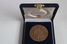 L68 medaglia comm. usato  Due Carrare