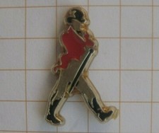 JOHNNIE WALKER /  WHISKY .................................... Whiskey Pin (189b) comprar usado  Enviando para Brazil