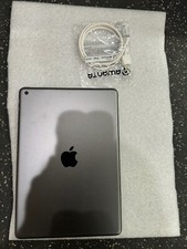 Apple iPad 8ª Geração 10.2” Wi-Fi 128gb - Cinza Espacial - comprar usado  Enviando para Brazil