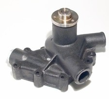 Pompa acqua trattore usato  Italia