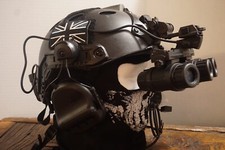 Set casco tattico usato  Spedire a Italy