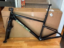 cruz frame medium v10 santa for sale cruz frame medium v10 santa for sale Matthews