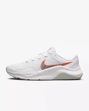 Nike women shoes for sale  Mundelein