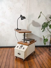Industrial end table d'occasion  Expédié en Belgium