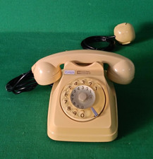 Vecchio telefono fisso usato  Italia