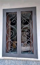 Porta infisso grata usato  Frattamaggiore