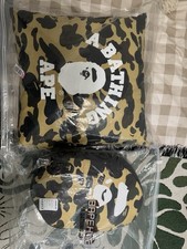 Almohada y cabeza Bape College - marfil segunda mano  Embacar hacia Mexico