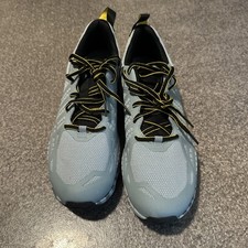 Usado, Tênis Under Armour masculino 10.5 cinza claro UA Micro G Strikefast USADO UMA VEZ comprar usado  Enviando para Brazil
