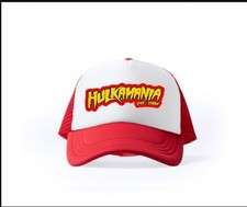Cappello rosso con usato  Angri