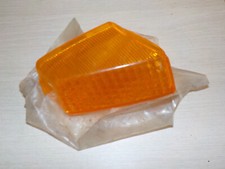 Cabochon arriere gauche d'occasion Cabochon arriere gauche d'occasion  Saint-Amans-des-Cots