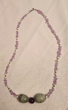 naszyjnik fioletowy, z elementami zieleni, szkło, koraliki, porcelana , używany na sprzedaż  PL