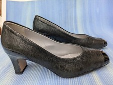 Ladies court shoe for sale  STOCKPORT