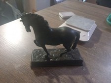 Statuette cheval signé d'occasion  Ornans