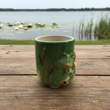 Mug grenouille vert d'occasion  Bordeaux-