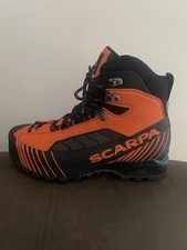 Walking boots for sale  MIDDLESBROUGH