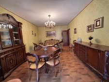 Salotto antico tavolo usato  Priolo Gargallo