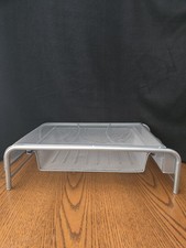 Suporte e riser para monitor de computador de malha de metal cinza com prateleira removível comprar usado  Enviando para Brazil