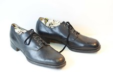 Paire chaussures basses d'occasion  Cosne-Cours-sur-Loire