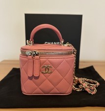 Bolsa de ombro Chanel rosa mini vaidade corrente couro de cordeiro comprar usado  Enviando para Brazil