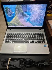 Laptop samsung np270e5u usato  San Pancrazio Salentino