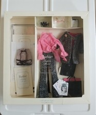 12" A MODEL LIFE Silkstone SET DE REGALO BARBIE 2002 MATTEL #B0147 SIN MUÑECA Trajes CAJA segunda mano  Embacar hacia Mexico