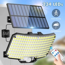 Lampe solaire extérieure d'occasion  Paris XVII