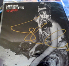 Usado, Lady Gaga assinado Born This Way remix CD inserção + certificado de autenticidade comprar usado  Enviando para Brazil