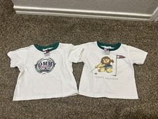 Camiseta vintage Tommy Hilfiger jovem bebê criança leão de golfe 12-18 meses anos 2000 anos 90 comprar usado  Enviando para Brazil
