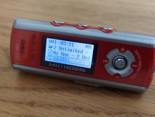 Iriver red 256mb usato  Spedire a Italy