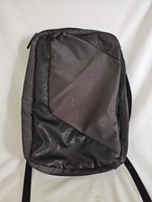 Mochila para laptop Ogio Transform 17" preta vários bolsos muito limpa comprar usado Mochila para laptop Ogio Transform 17" preta vários bolsos muito limpa comprar usado  Enviando para Brazil