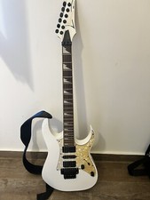 Chitarra elettrica ibanez usato  Messina