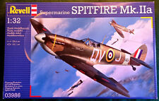 Spitfire 32e revell d'occasion  La Celle-Saint-Cloud