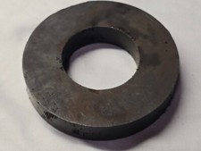 Donut de ferrita / anillo magnético grado Y30H (C8) - tamaño 1,75" diámetro, 0,375" grosor segunda mano  Embacar hacia Mexico