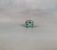 Pandora moments studded d'occasion  Expédié en Belgium